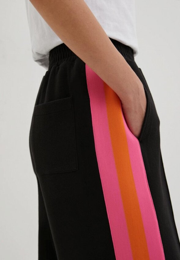 Брюки спортивные Finn Flare