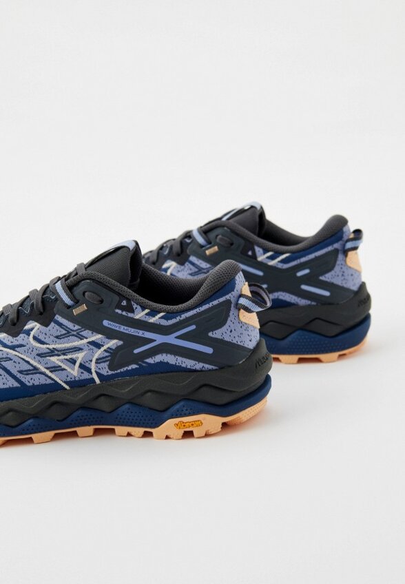 Кроссовки Mizuno