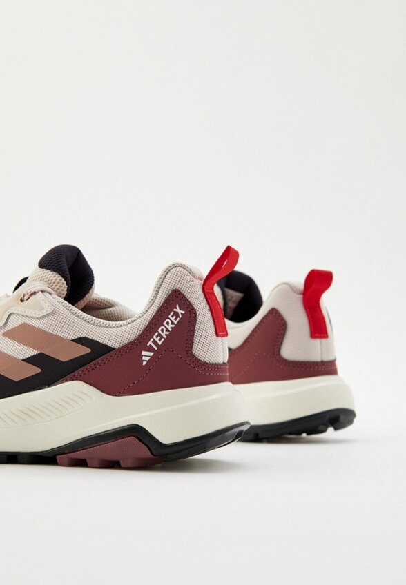 Кроссовки adidas