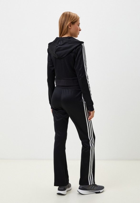 Костюм спортивный adidas