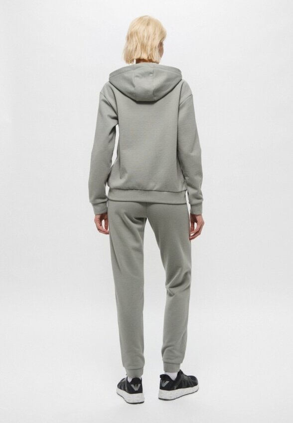 Костюм спортивный EA7