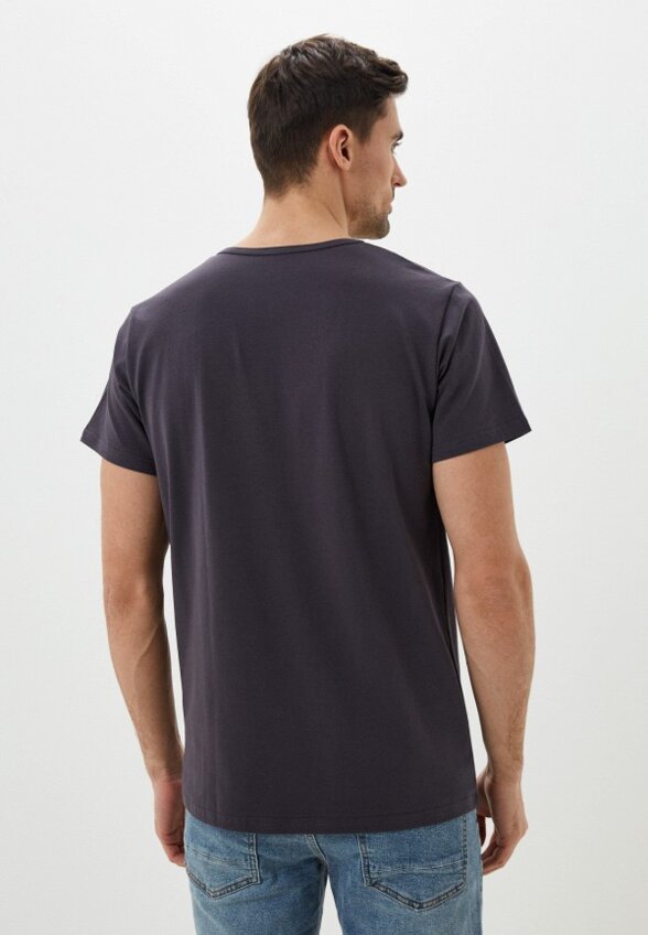 Футболка D.S