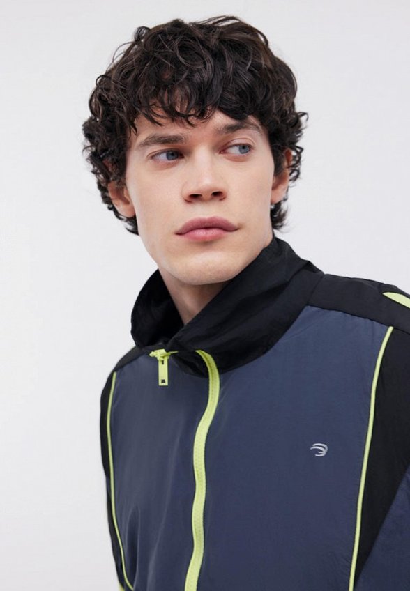 Ветровка Baon