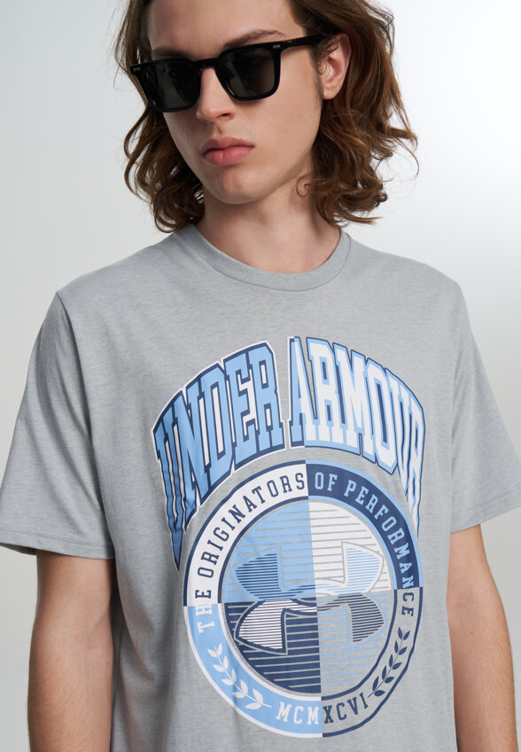 Футболка мужская Under Armour Varsity Crest, Серый