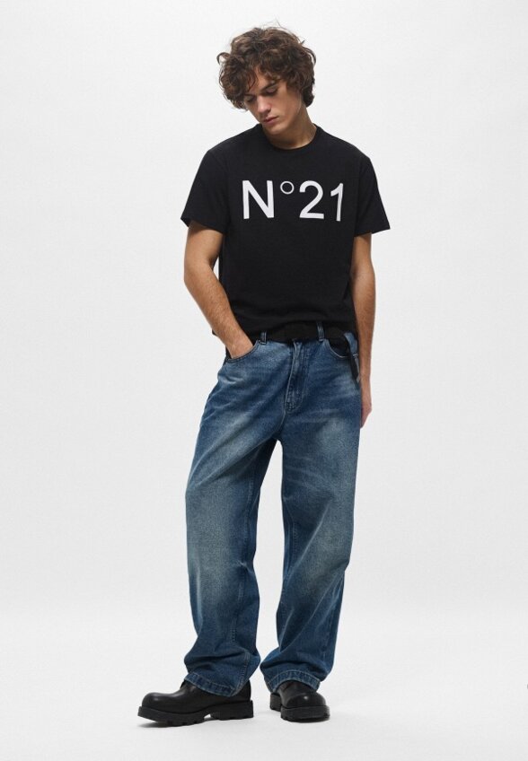 Футболка N21