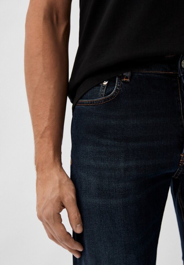 Джинсы Iceberg