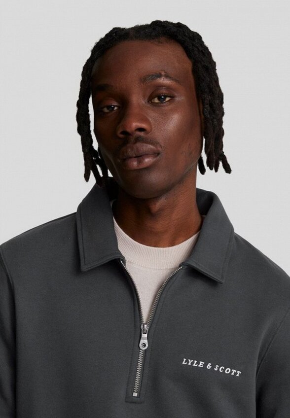 Олимпийка Lyle & Scott