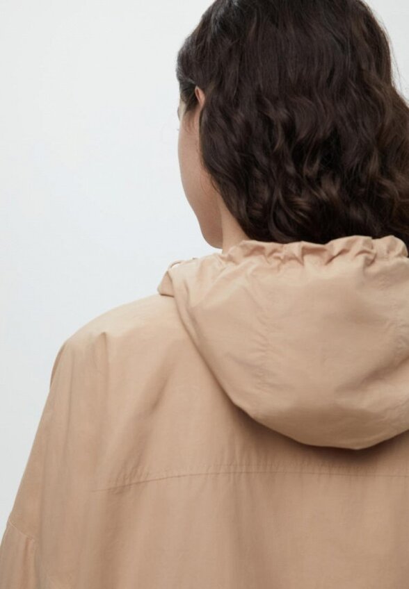 Ветровка Finn Flare