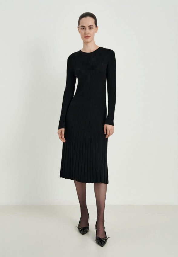 Платье Finn Flare