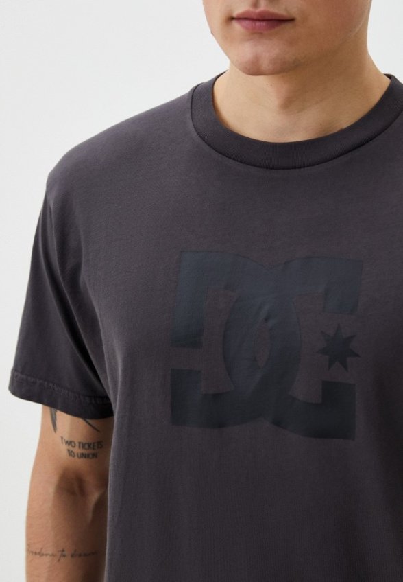 Футболка DC Shoes