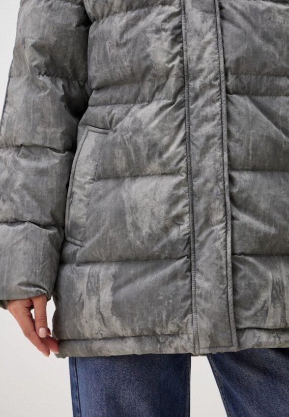 Пуховик Снежная Королева