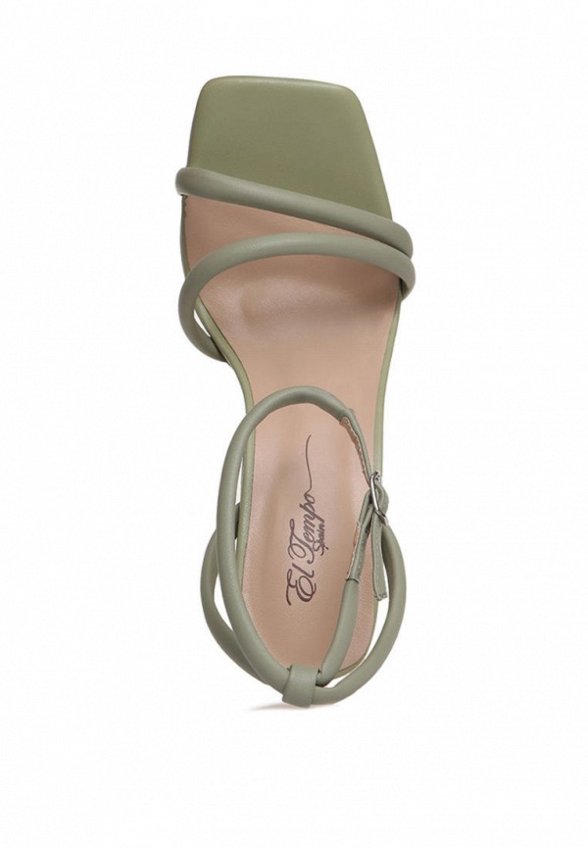 Босоножки El Tempo