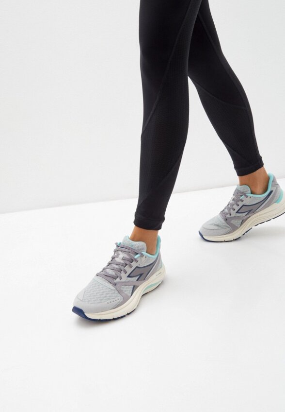 Кроссовки Diadora