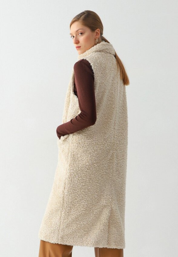 Жилет меховой A la Tete