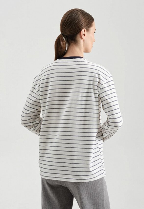 Лонгслив Antiga