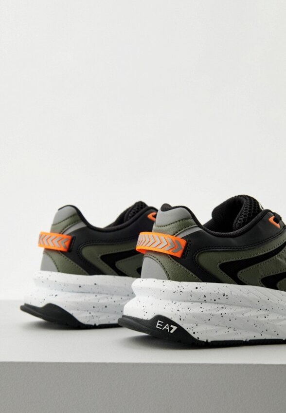 Кроссовки EA7