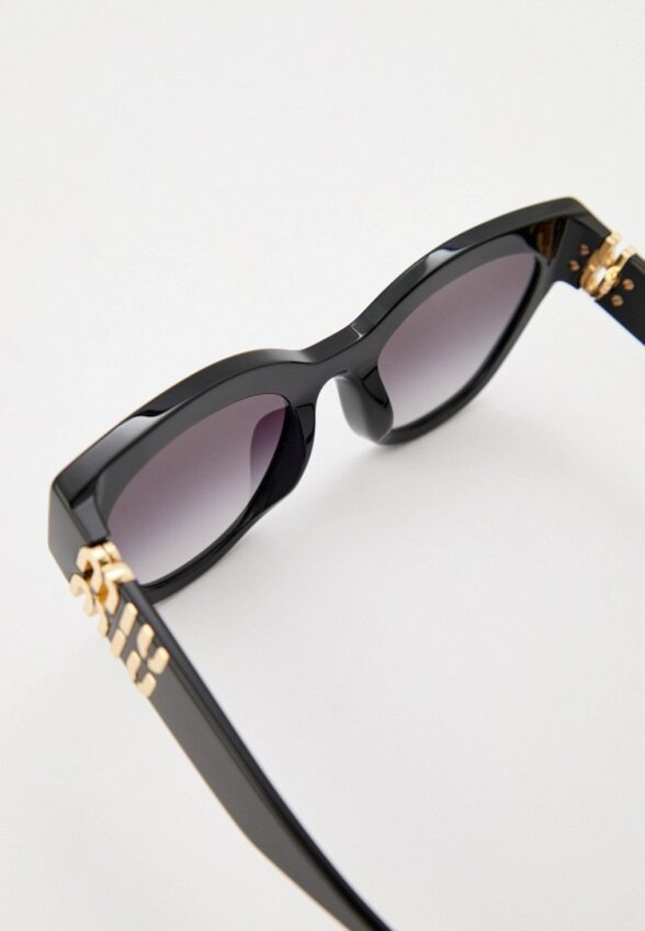 Очки солнцезащитные Miu Miu