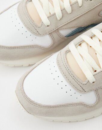 Кроссовки Reebok женщинам