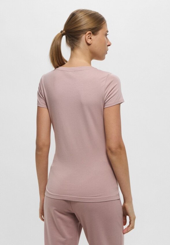 Футболка EA7