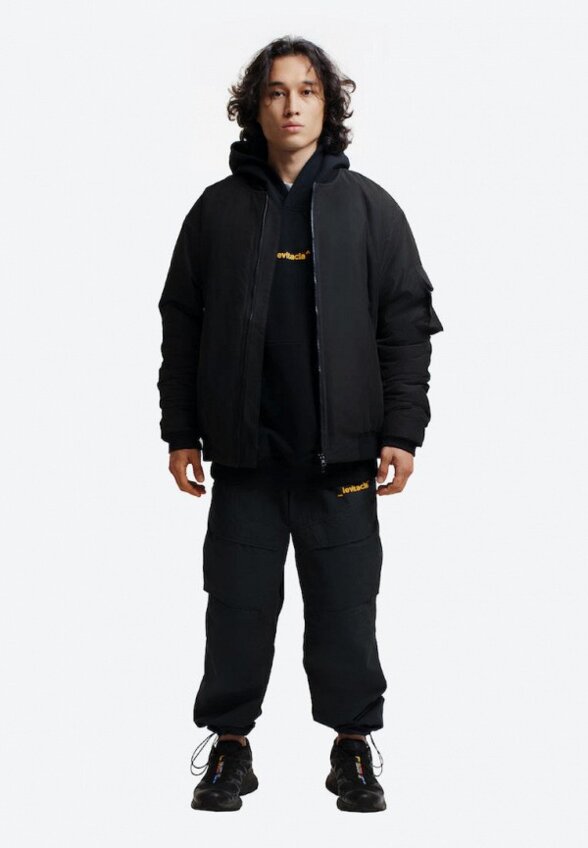 Куртка утепленная Levitacia