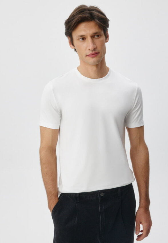 Футболка SLIM FIT базовая