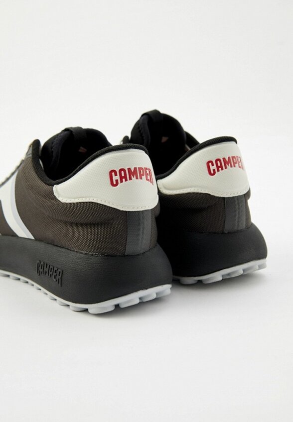 Кроссовки Camper