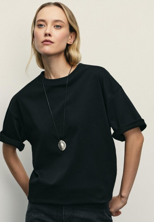 Футболка Zarina