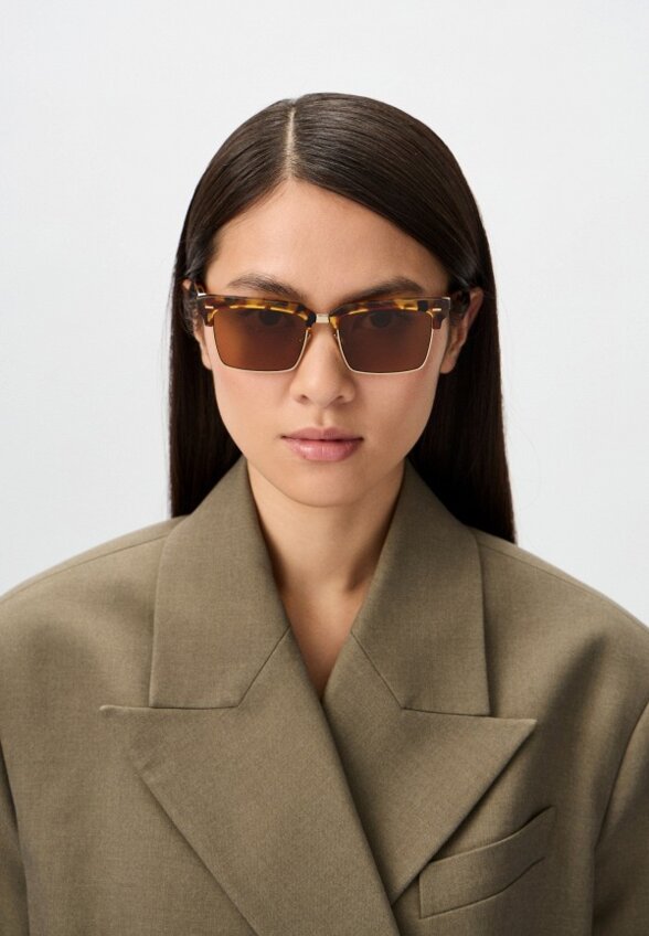 Очки солнцезащитные Miu Miu