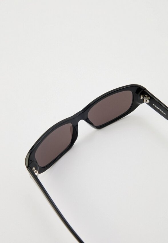 Очки солнцезащитные Balenciaga