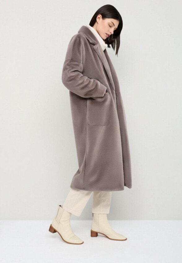 Пальто меховое Alef