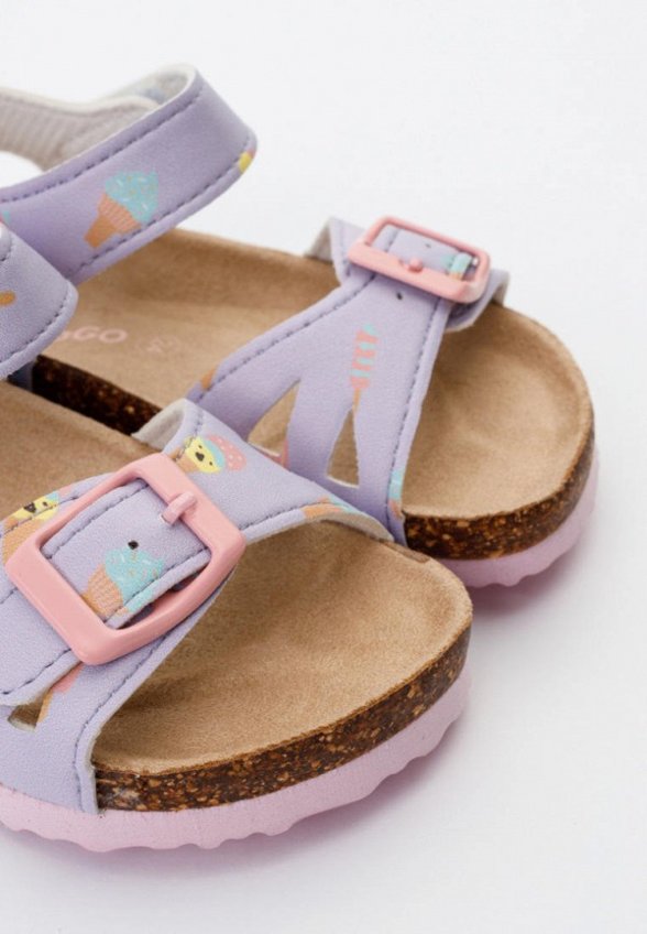 Сандалии Tikkago