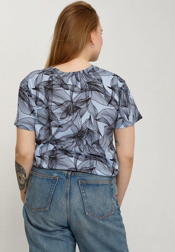 Футболка Апрель