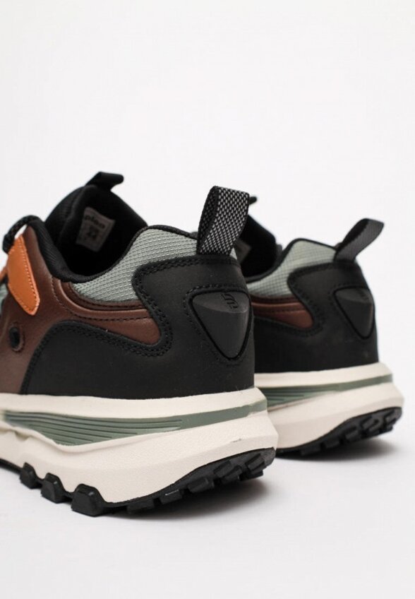 Кроссовки Baasploa