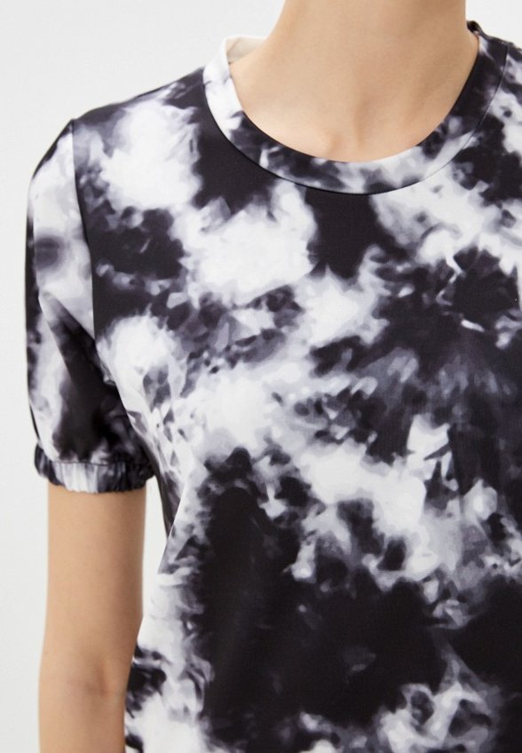 Футболка Trendyol