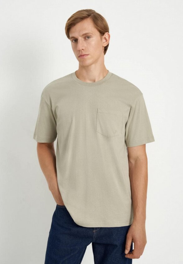 Футболка Finn Flare