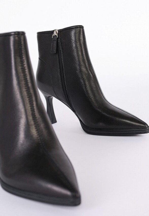 Ботильоны Gut