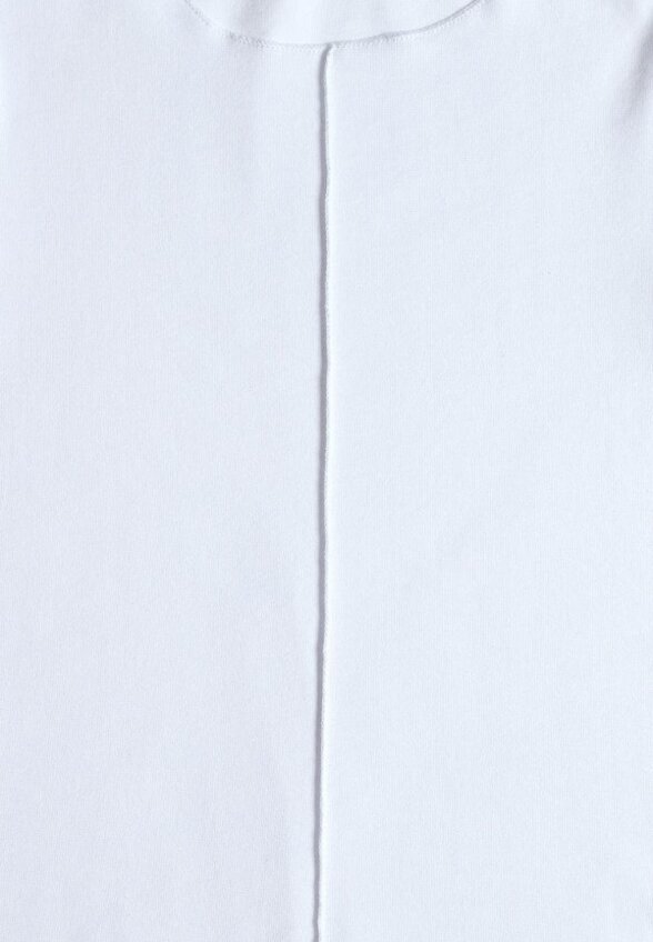 Футболка Апрель