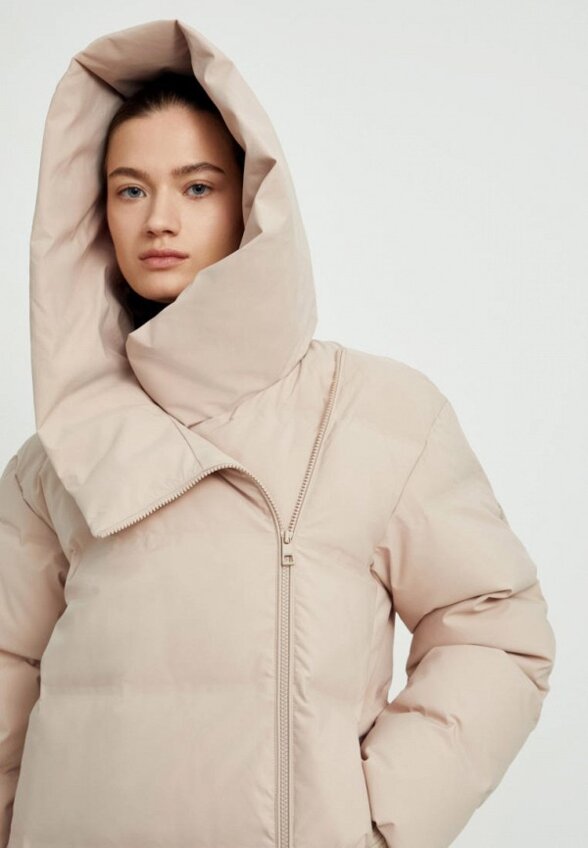 Пуховик Finn Flare