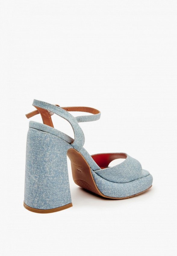 Босоножки Mascotte