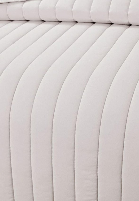 Комплект с покрывалом Sofi De Marko