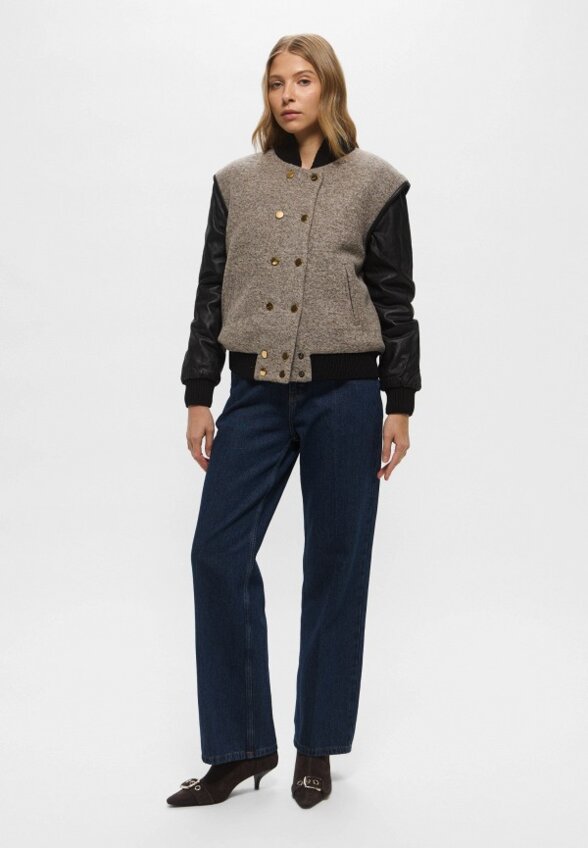 Бомбер Trussardi