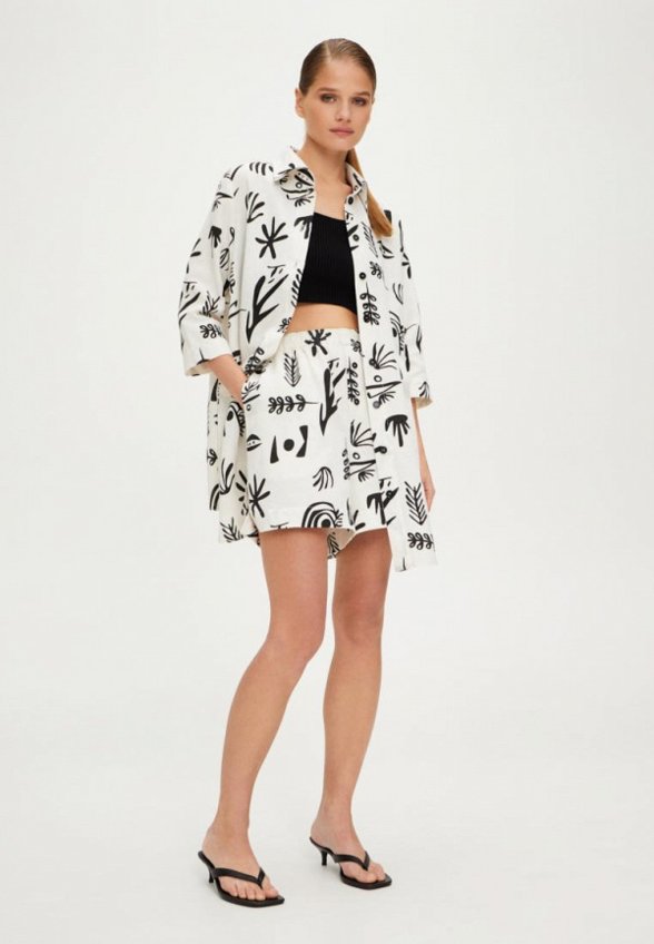 Шорты SashaOstrov