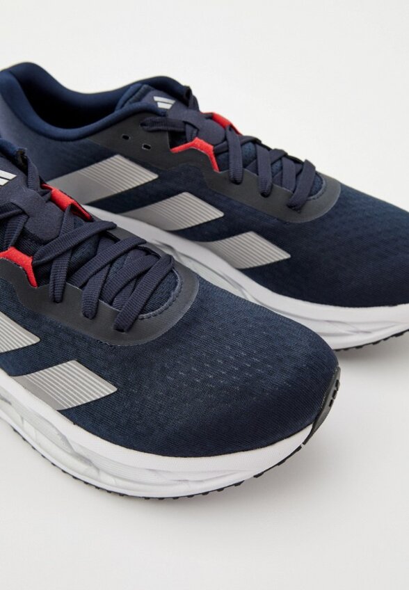 Кроссовки adidas