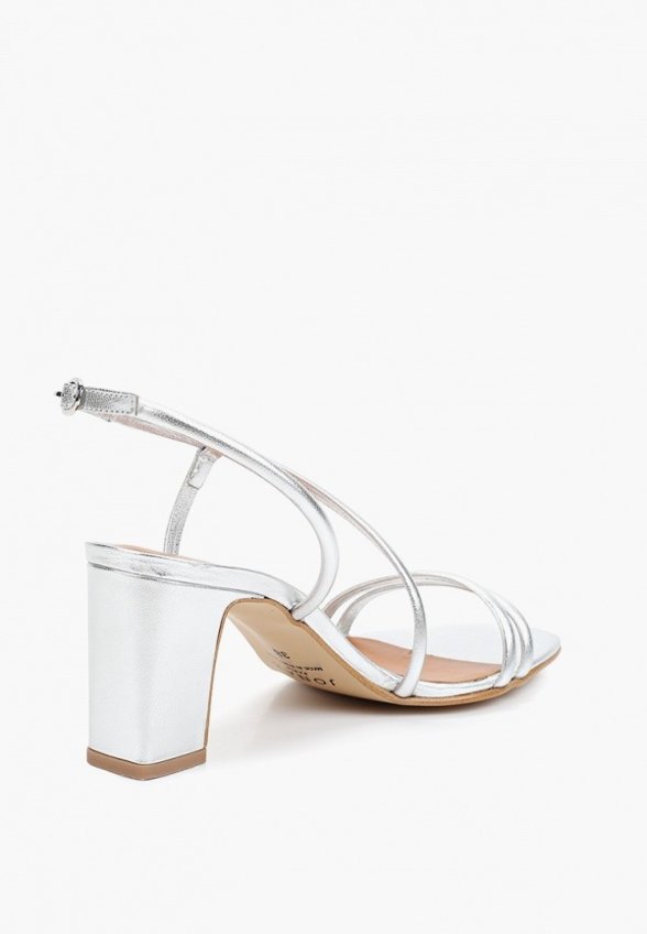 Босоножки Jonak