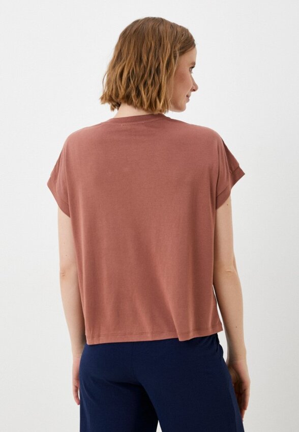 Футболка Colin's