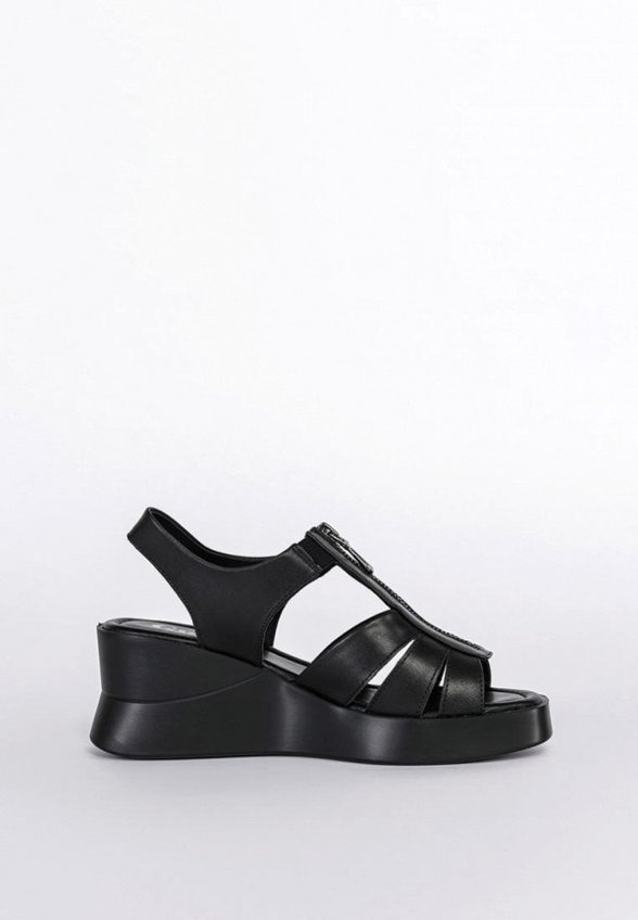 Босоножки Gut