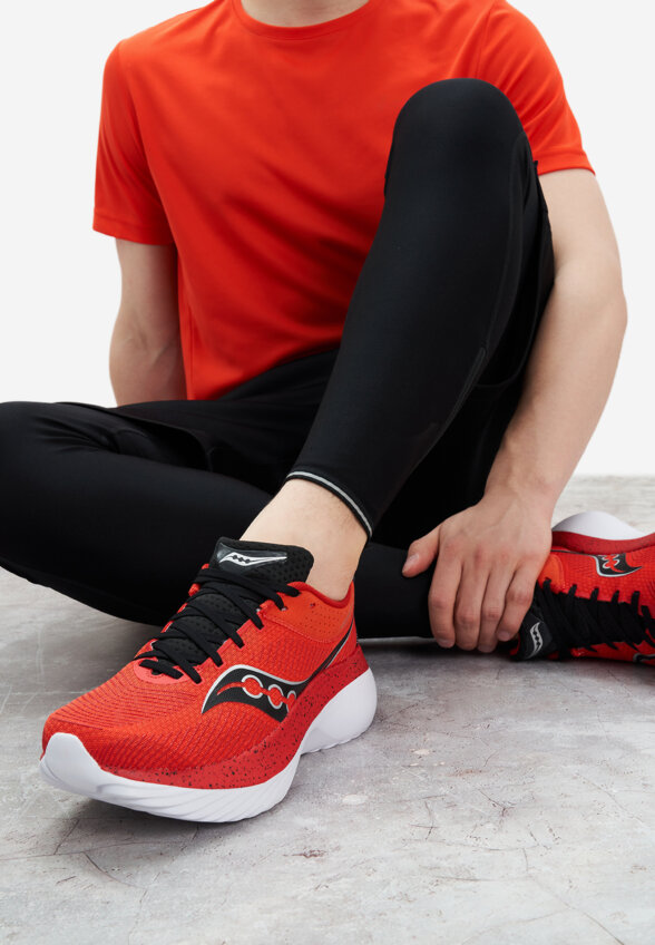 Кроссовки мужские Saucony Kinvara Pro, Красный