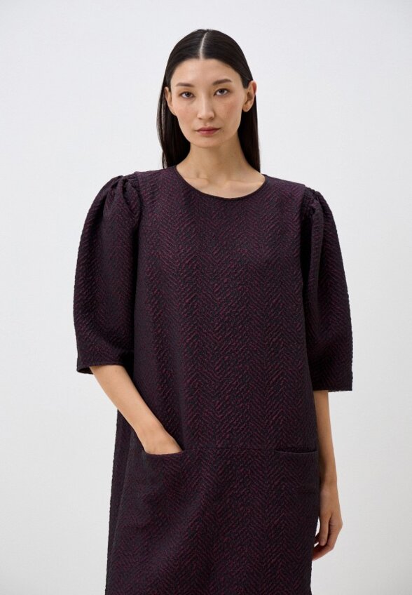 Платье MadaM T