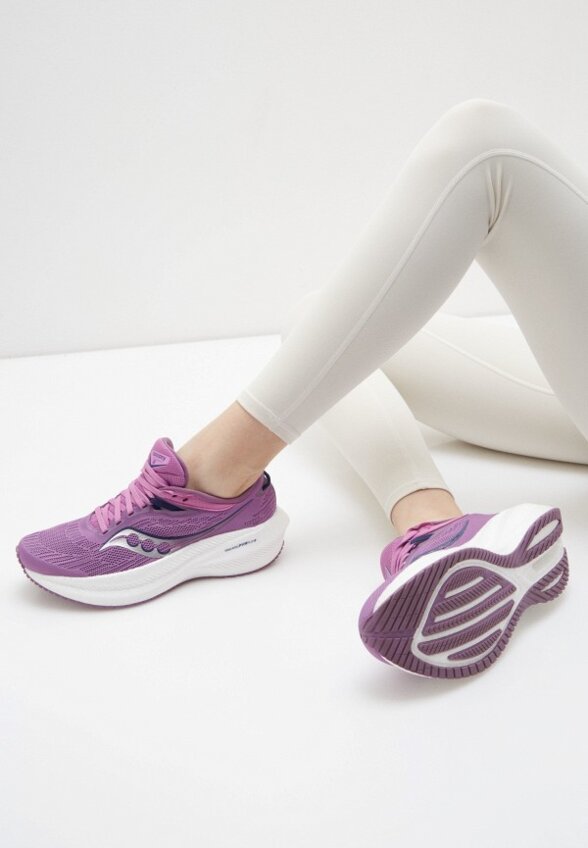 Кроссовки Saucony