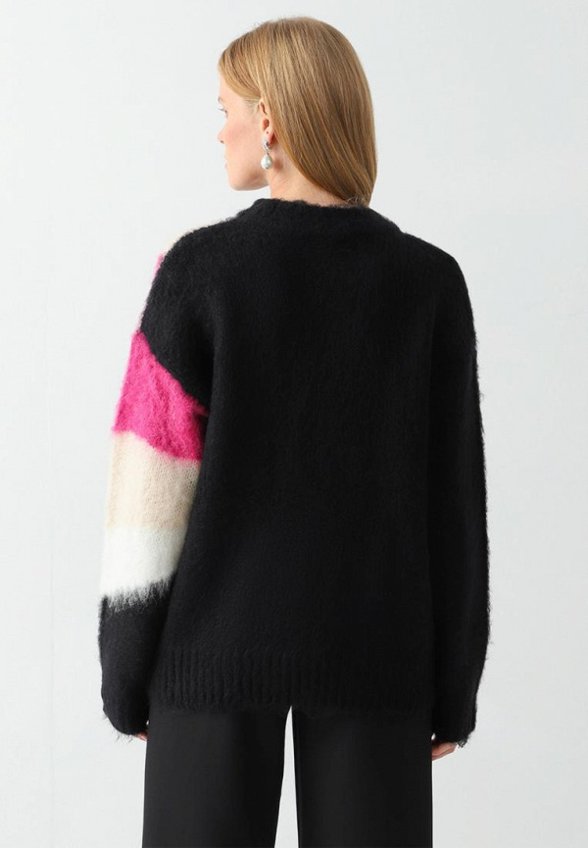 Джемпер Nominee